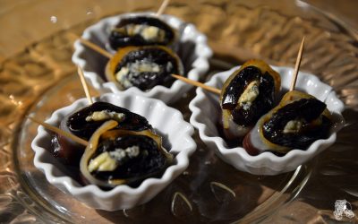 Pruneaux au magret de canard fumé et à la fourme d’Ambert