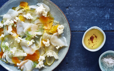 Carpaccio de Saint-Jacques, vieille mimolette, fenouil et fromage frais