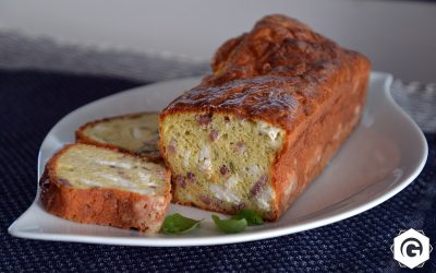 Cake au yaourt, Feta et lardons