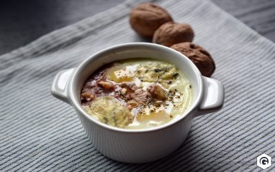 Oeufs cocotte à la fourme d’Ambert et aux noix de Grenoble AOP