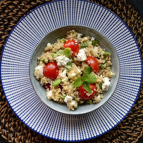Salade de quinoa, feta et menthe