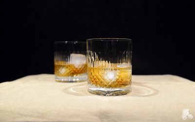 Cocktail Ferrari (Amaretto et Vermouth dry)