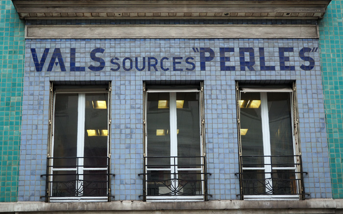 Facade Vals Sources Perles Paris