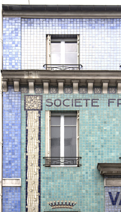 Détails Facade Vals Sources Perles Paris