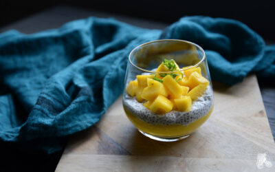 Chia pudding au lait de coco et mangue