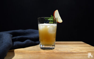 The Apple One (Bourbon, Fleur de Sureau, Citron Vert, Pomme)